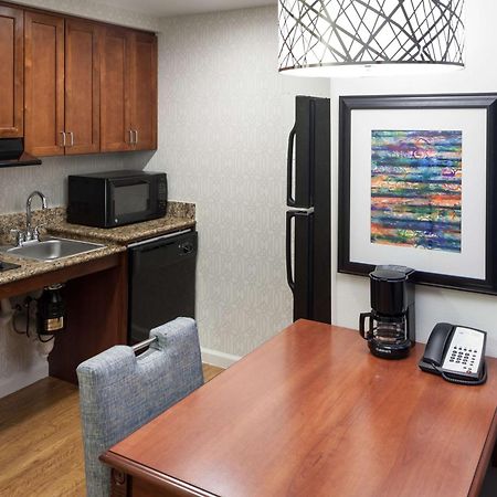 Homewood Suites Denton Exteriér fotografie