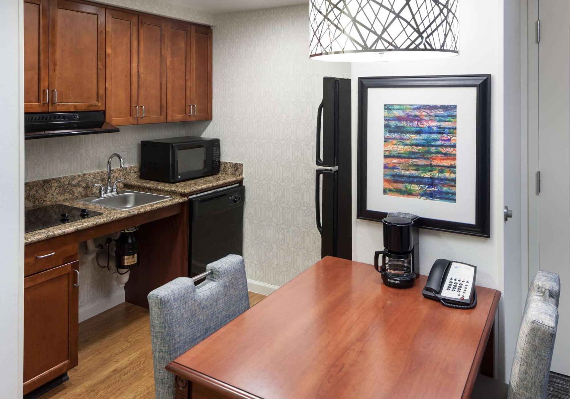 Homewood Suites Denton Exteriér fotografie