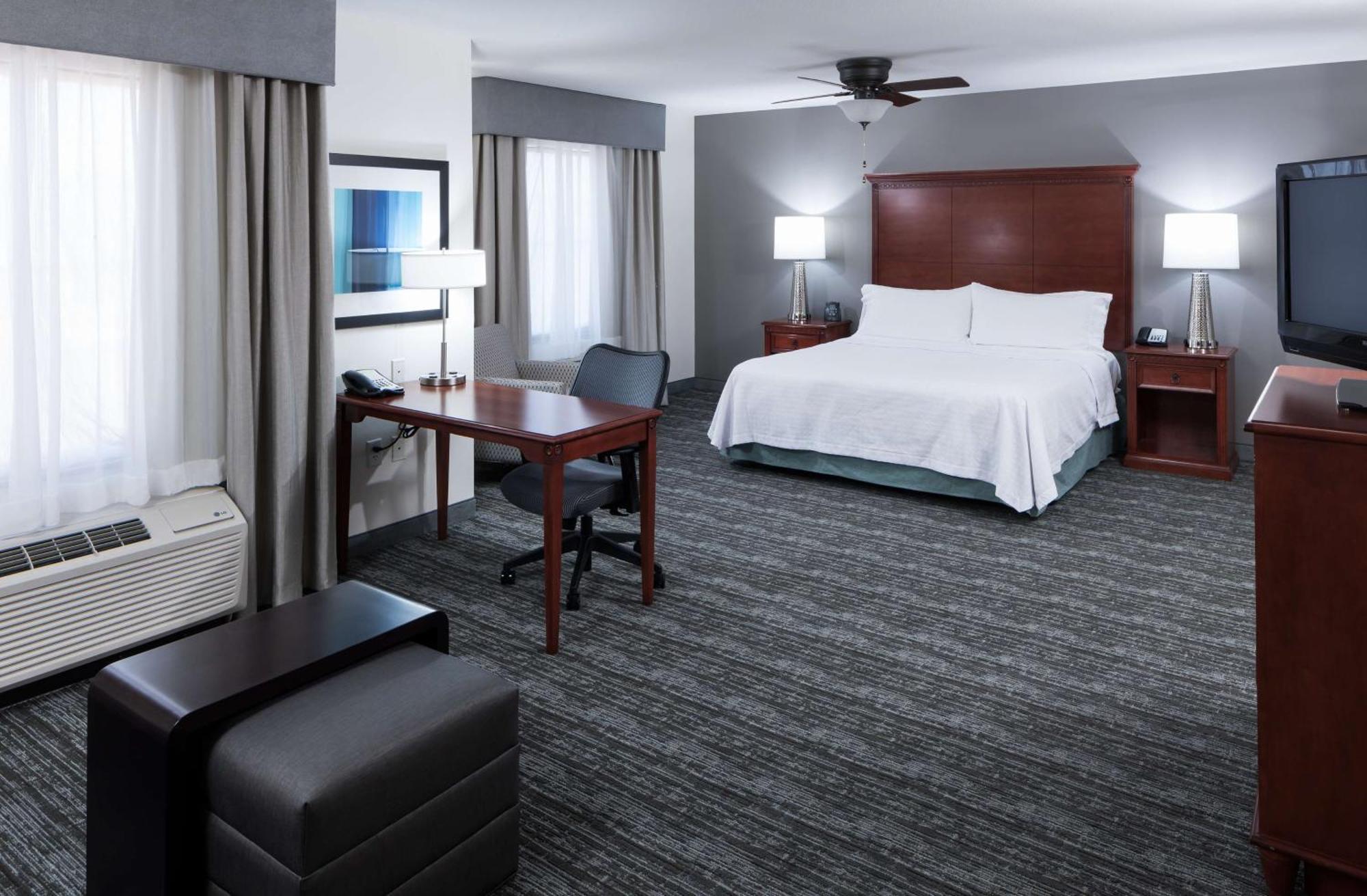 Homewood Suites Denton Exteriér fotografie