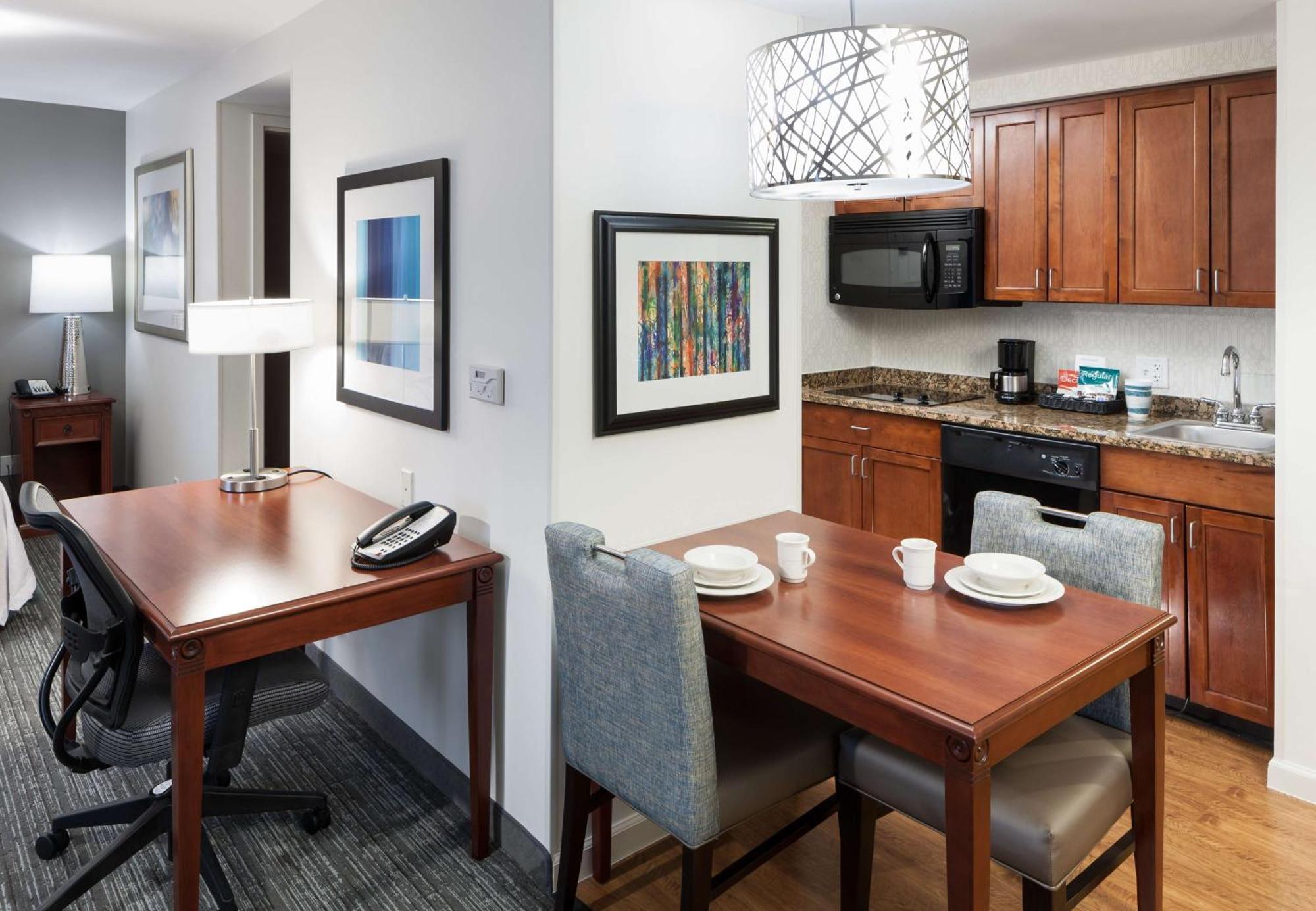 Homewood Suites Denton Exteriér fotografie