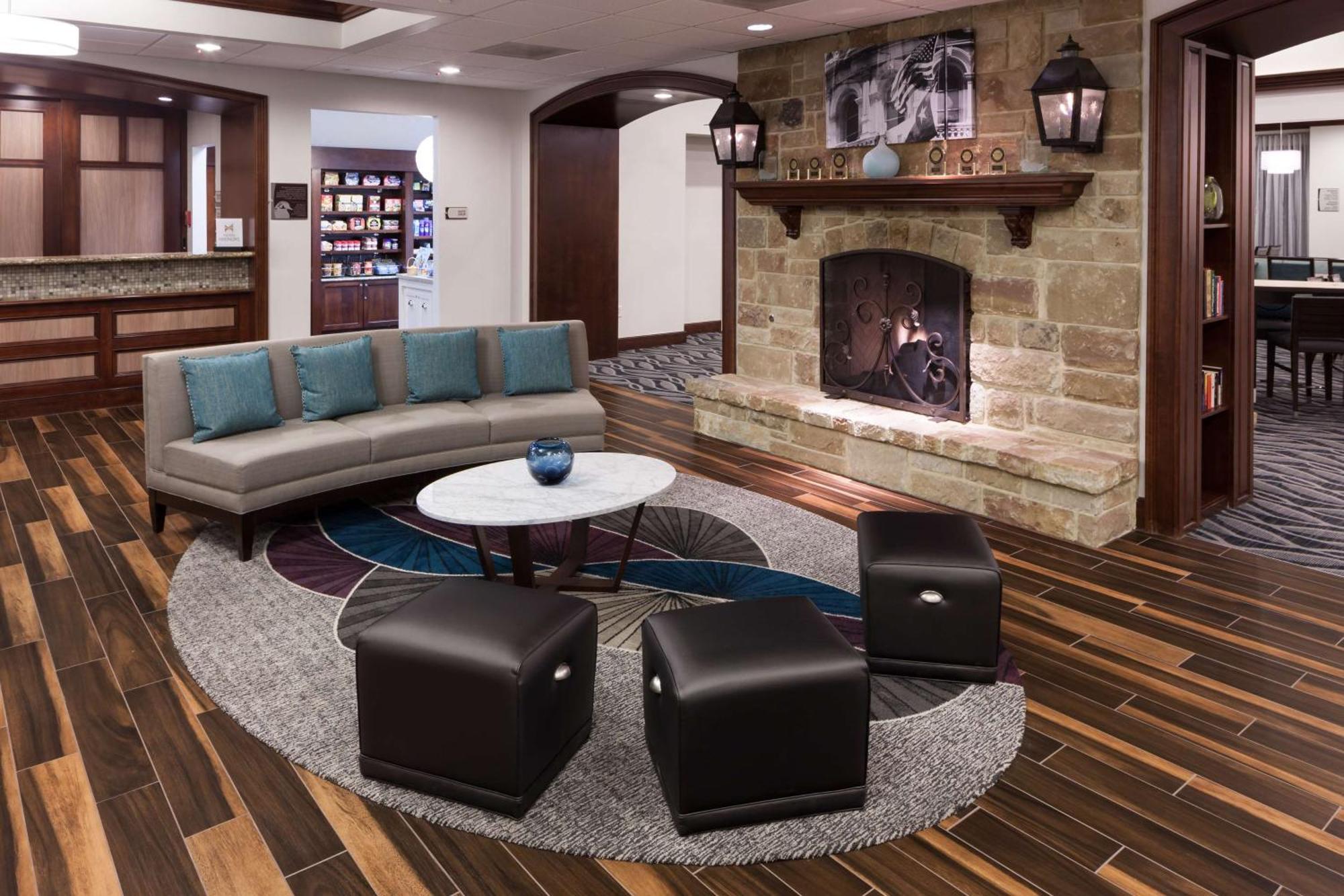 Homewood Suites Denton Exteriér fotografie