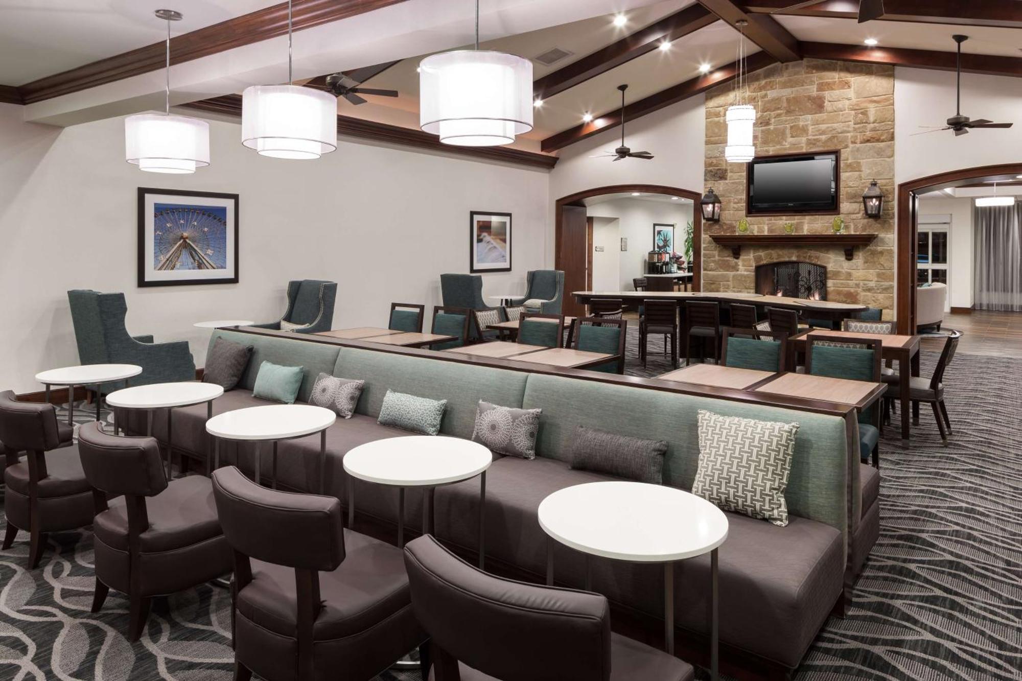 Homewood Suites Denton Exteriér fotografie