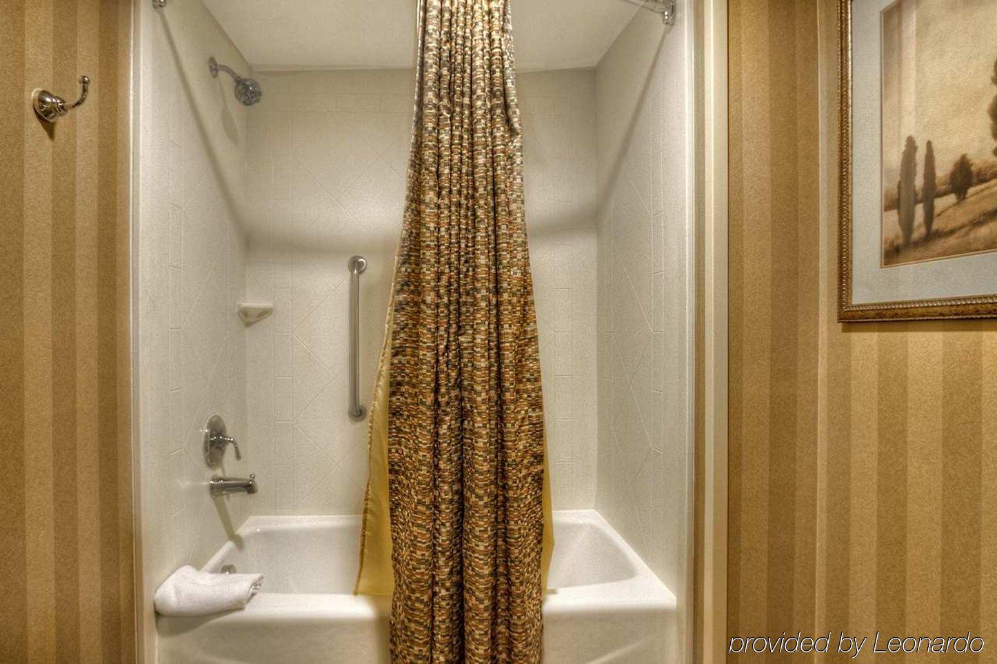 Homewood Suites Denton Exteriér fotografie